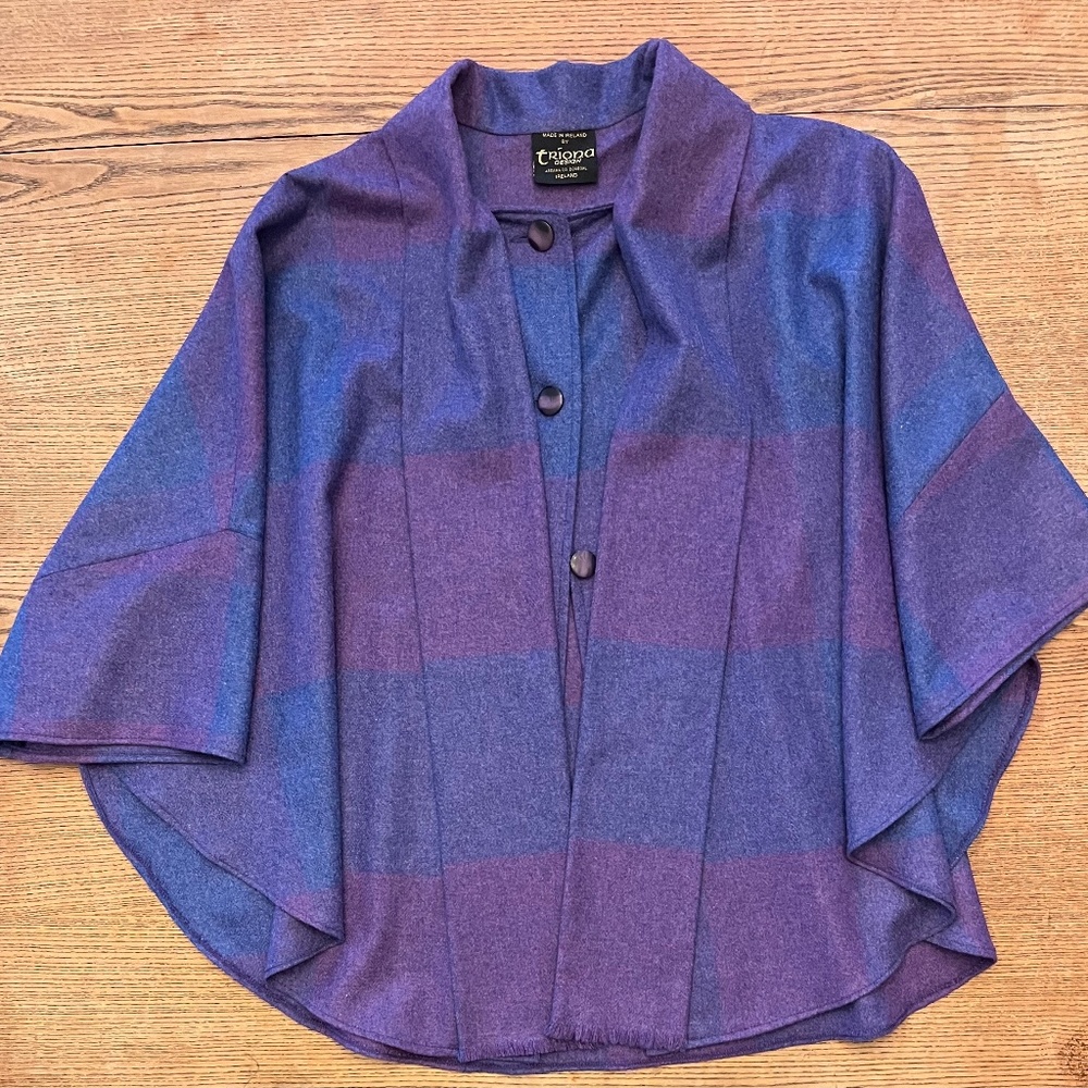 Made in Ireland  100% LambsWool Women's Cape from Donegal